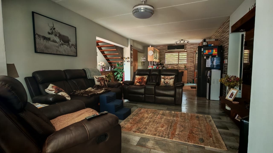 3 Bedroom Property for Sale in Waterval East North West